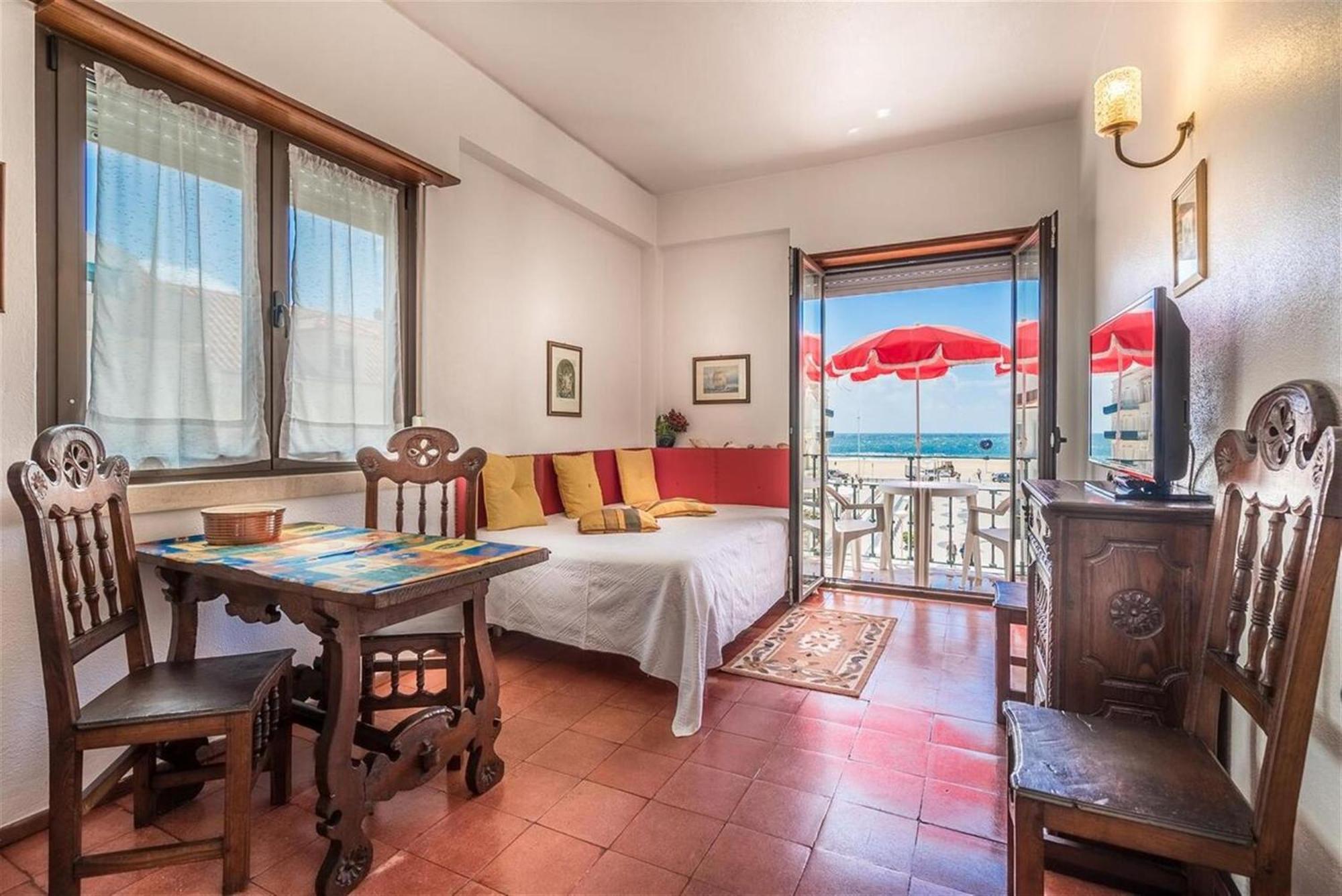 Solar Dos Carvalhos - Apartamentos De Turismo Nazaré Kültér fotó